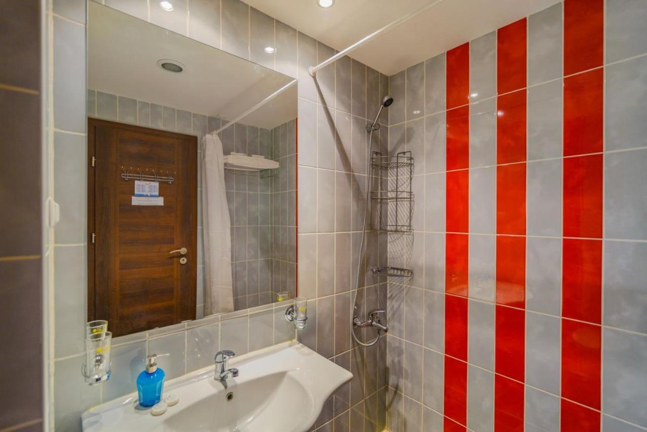 Spacious Studio With Balcony & Pool By The Marina Balchik Exterior foto